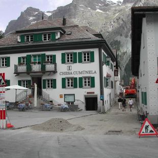 Dorfstrasse: Signalisation Dorfplatz